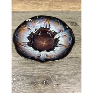 Bill Campbell Art Pottery 9.5” drip glazed scalloped edge centerpiece Lotus Bowl